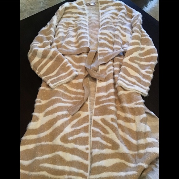 Band of Gypsies Sweaters - RARE ! Band of Gypsies animal cardi